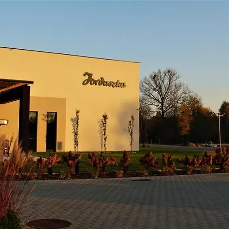 Jordaszka 公寓式酒店 3*